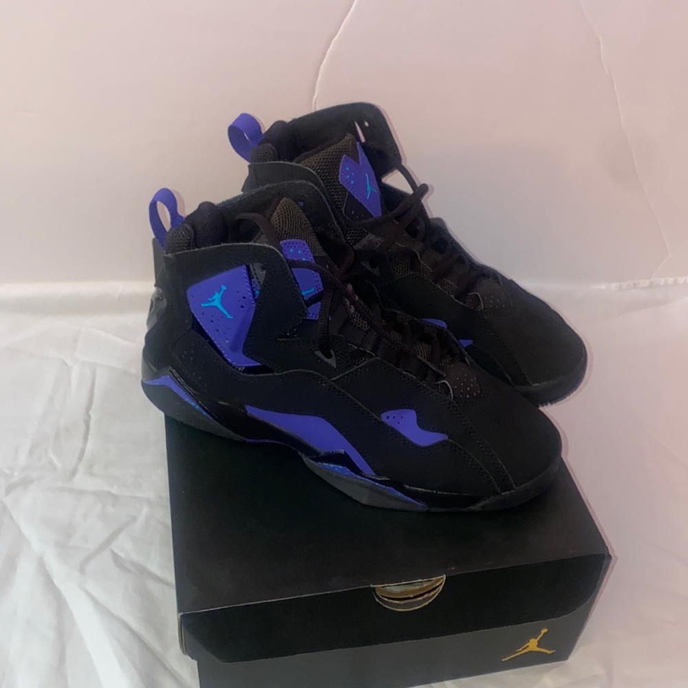 Jordan true flight BG